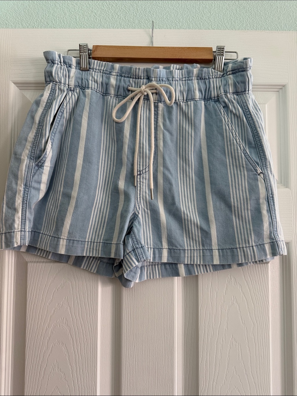Loft Blue Striped Drawstring Women's Shorts